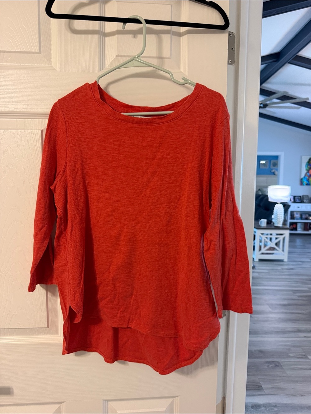 Women's Red Long-Sleeve Knit Top